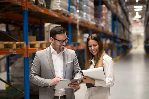 paletes produzidos com plástico à base de lixo doméstico